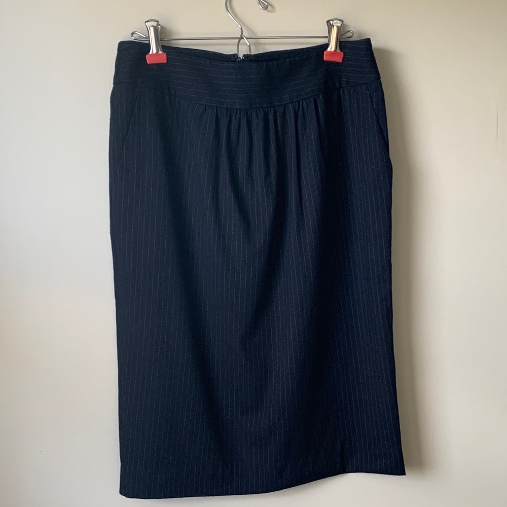 MaxMara Studio Lined Wool Blend Pencil Skirt Navy Pinstripe Pockets Size 8